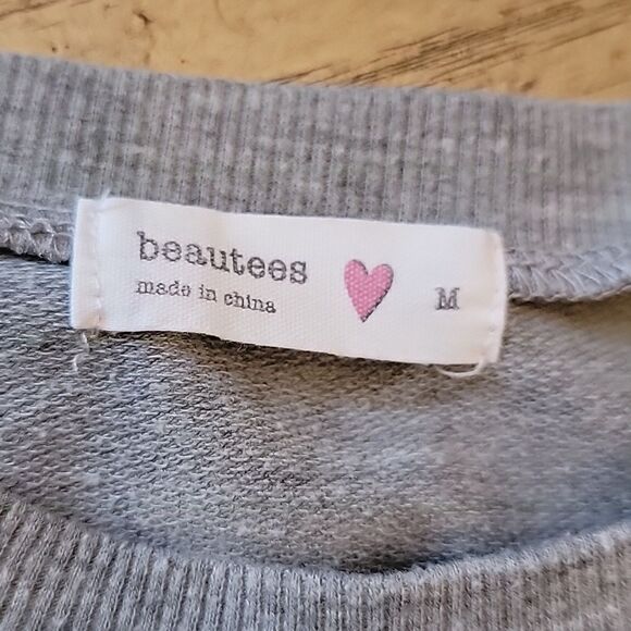 Girls size M sequin Unicorn sweater - Picture 4 of 8